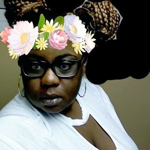 Meet your Posher, Alexis